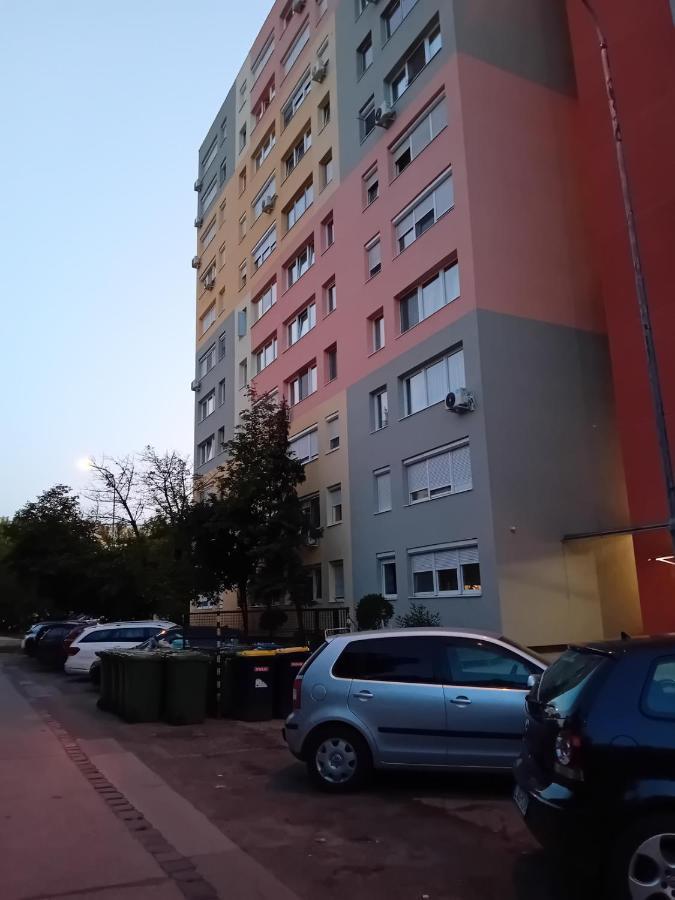 Green Belt Apartmann Budapest Luaran gambar
